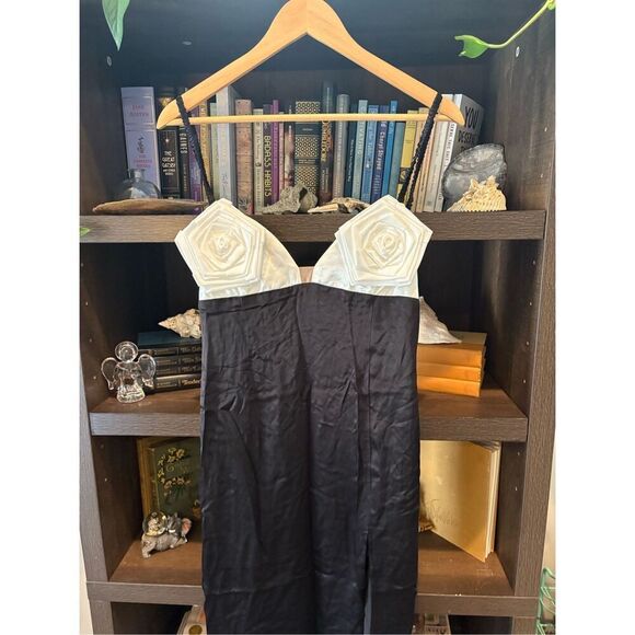 NWT For Love & Lemons Rita Rosette Black & White Midi Dress Size Medium - Picture 7 of 9